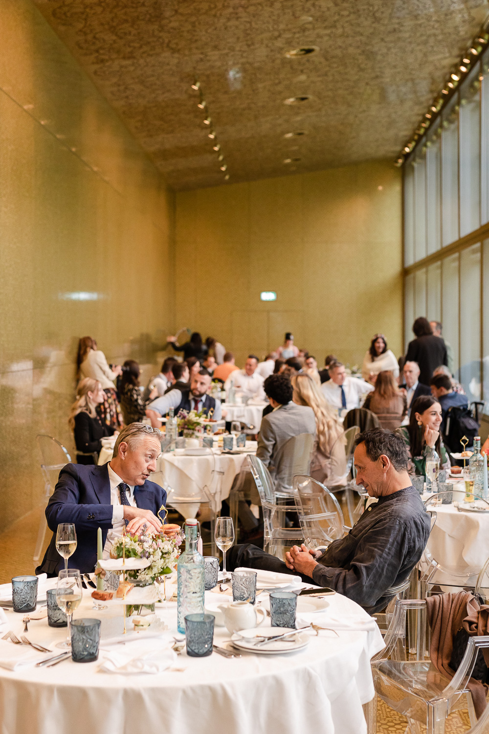 Überblicksaufnahme hochformatig Orangerie Burggarten, Hochzeitsfotograf Graz